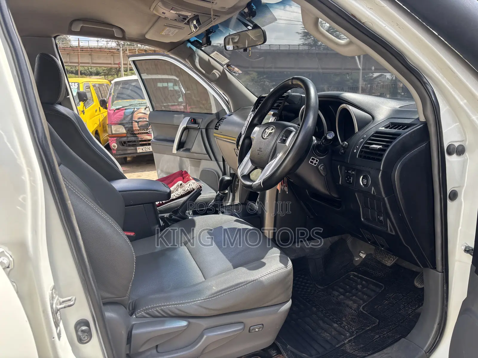 Toyota Land Cruiser Prado 2.7 VVT-i 2014 Pearl