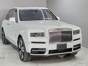 Rolls-Royce Cullinan Base 2019 White