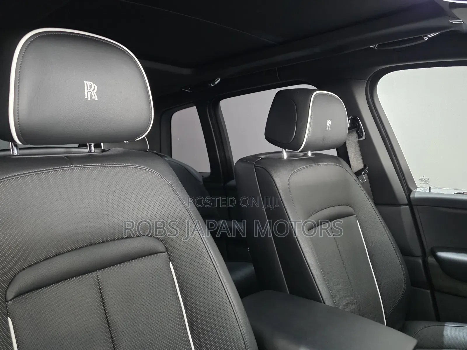 Rolls-Royce Cullinan Base 2019 White