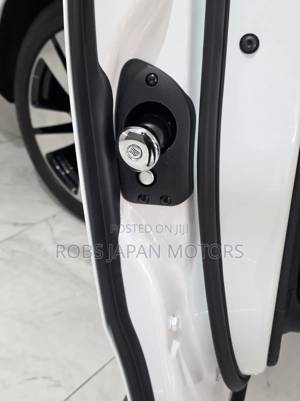 Rolls-Royce Cullinan Base 2019 White