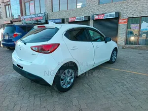 Toyota Vitz 2019 White