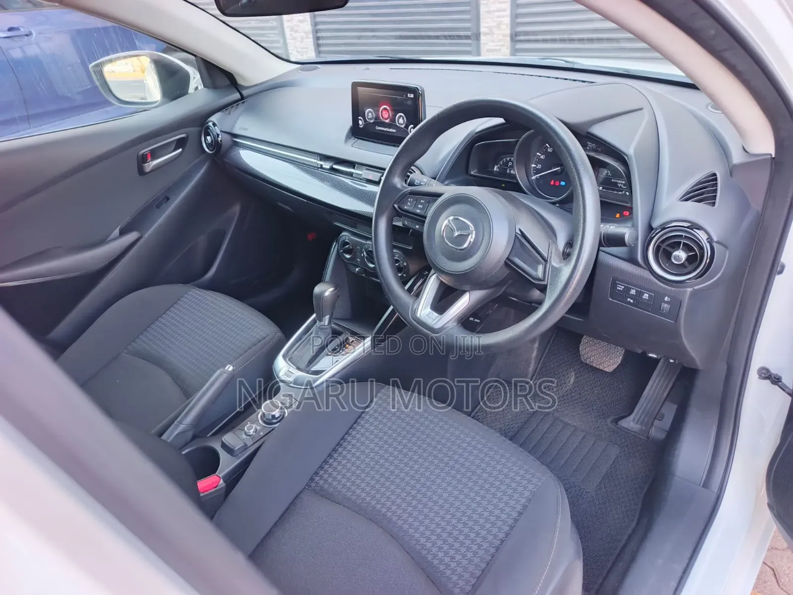 Toyota Vitz 2019 White