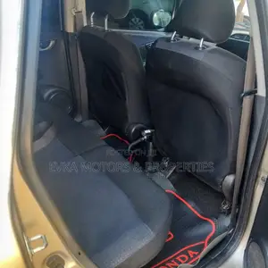 Honda Fit 2010 Silver