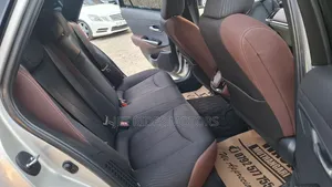 Toyota Crown 2018 Silver