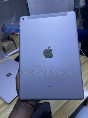 Apple iPad 10.2 (2020) 32 GB Silver