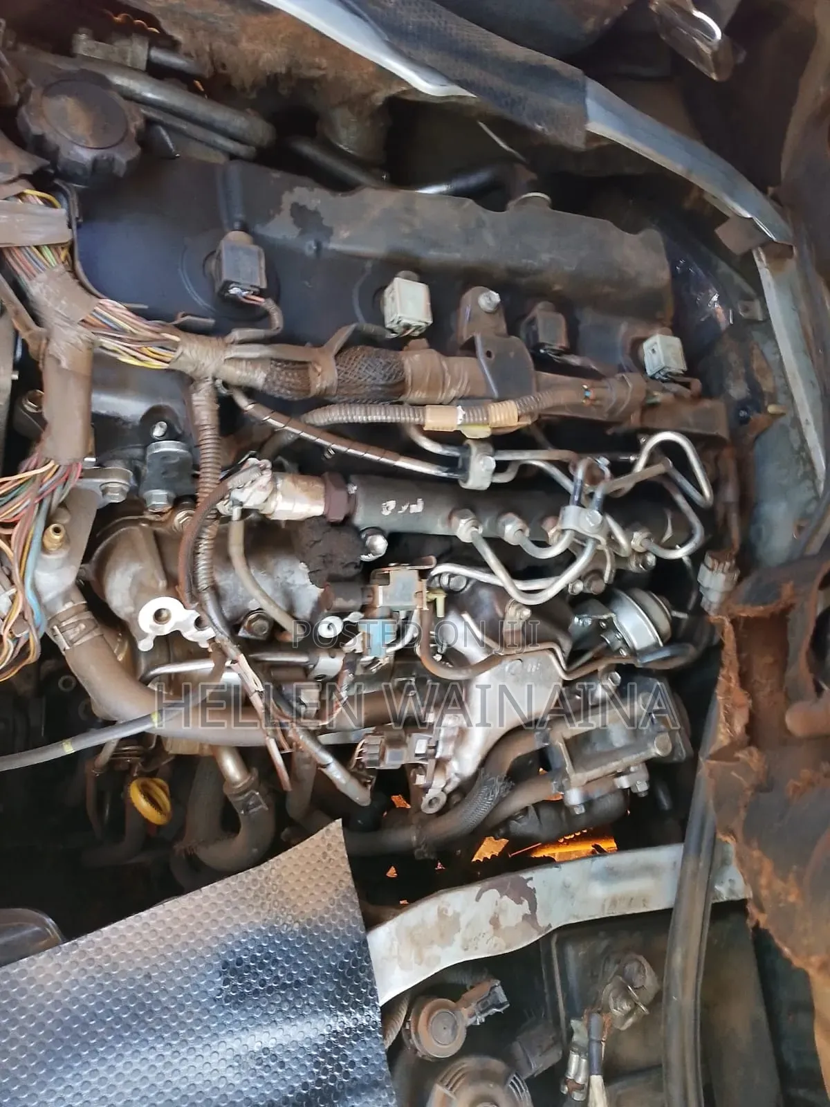 Toyota HiAce 2014 Silver