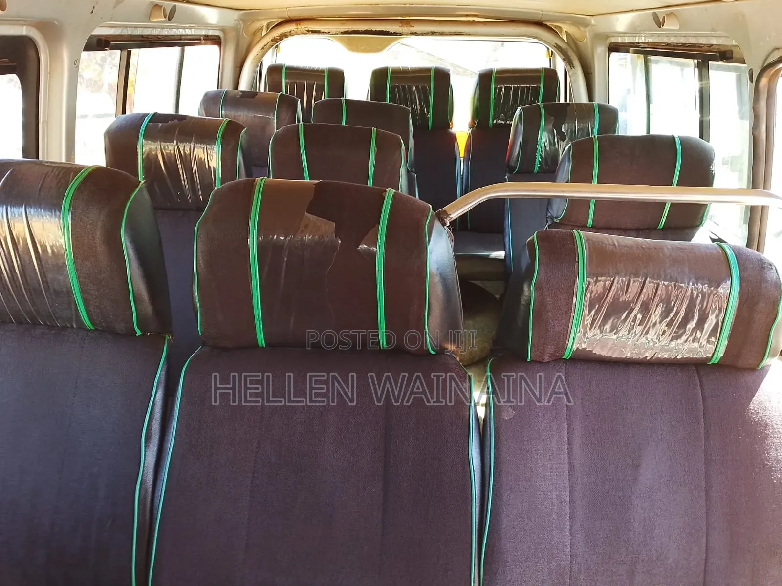 Toyota HiAce 2014 Silver