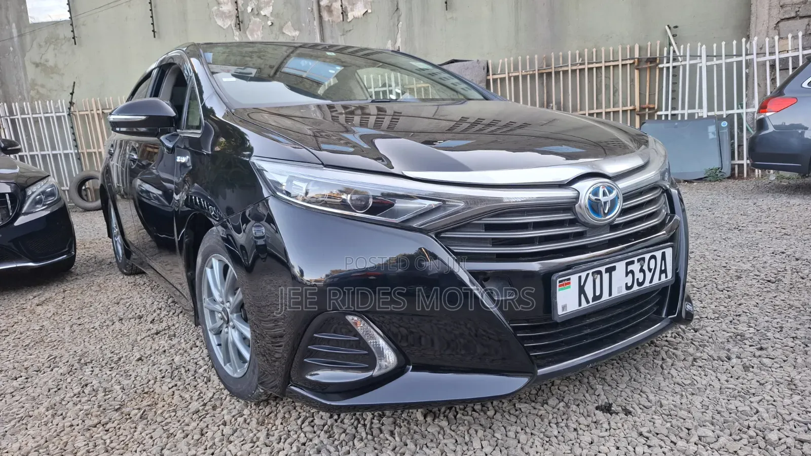 Toyota Sai 2.4 Hybrid FWD 2017 Black