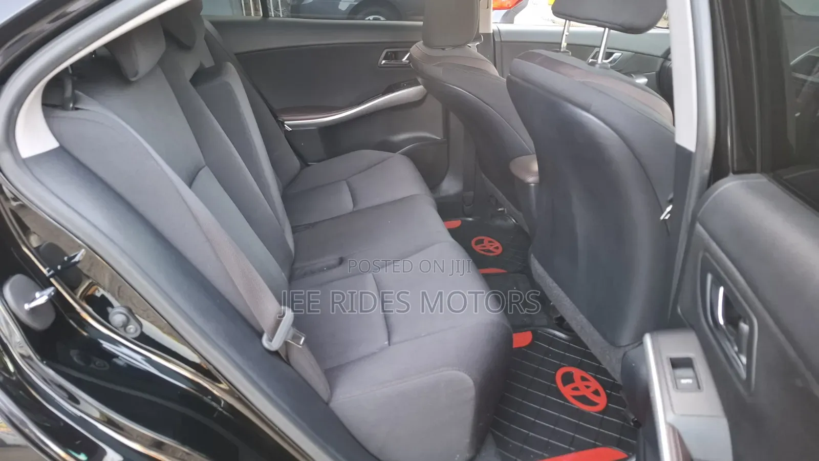 Toyota Sai 2.4 Hybrid FWD 2017 Black