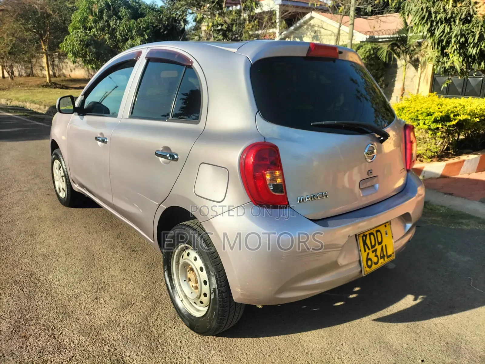 Nissan March 2014 Silver