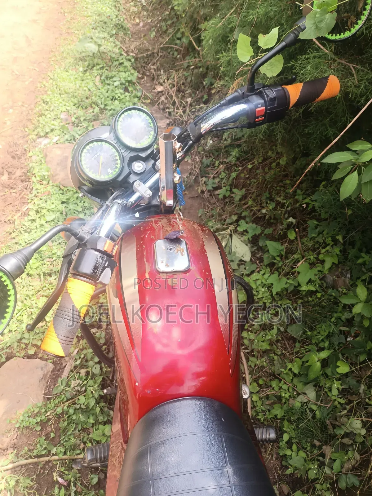 Bajaj Boxer 100 2025 Red