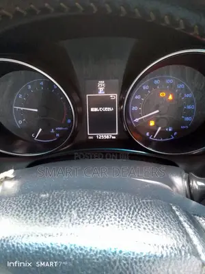 Toyota Auris 2015 Silver