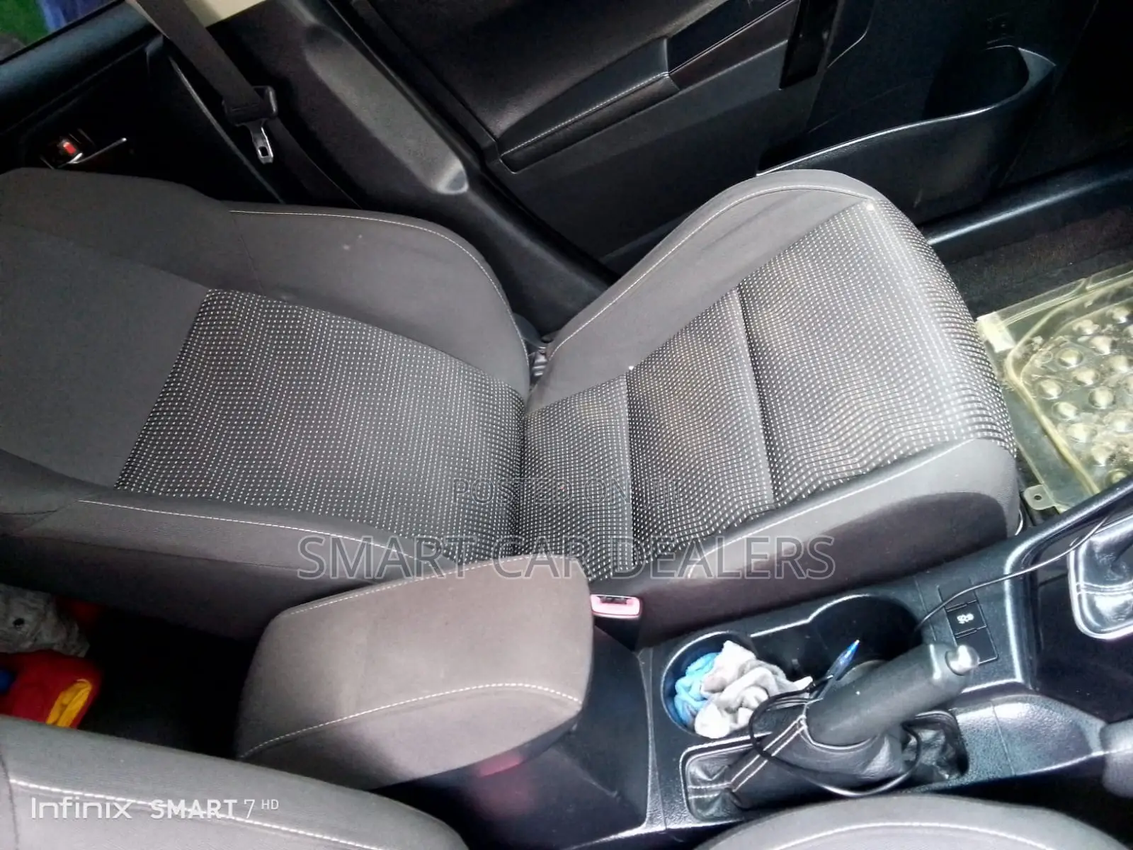 Toyota Auris 2015 Silver