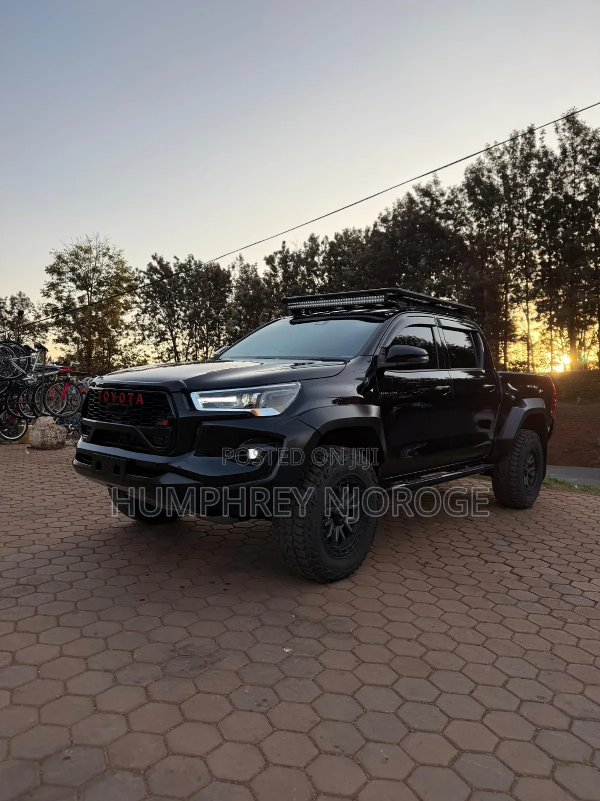 Toyota Hilux 2023 Black