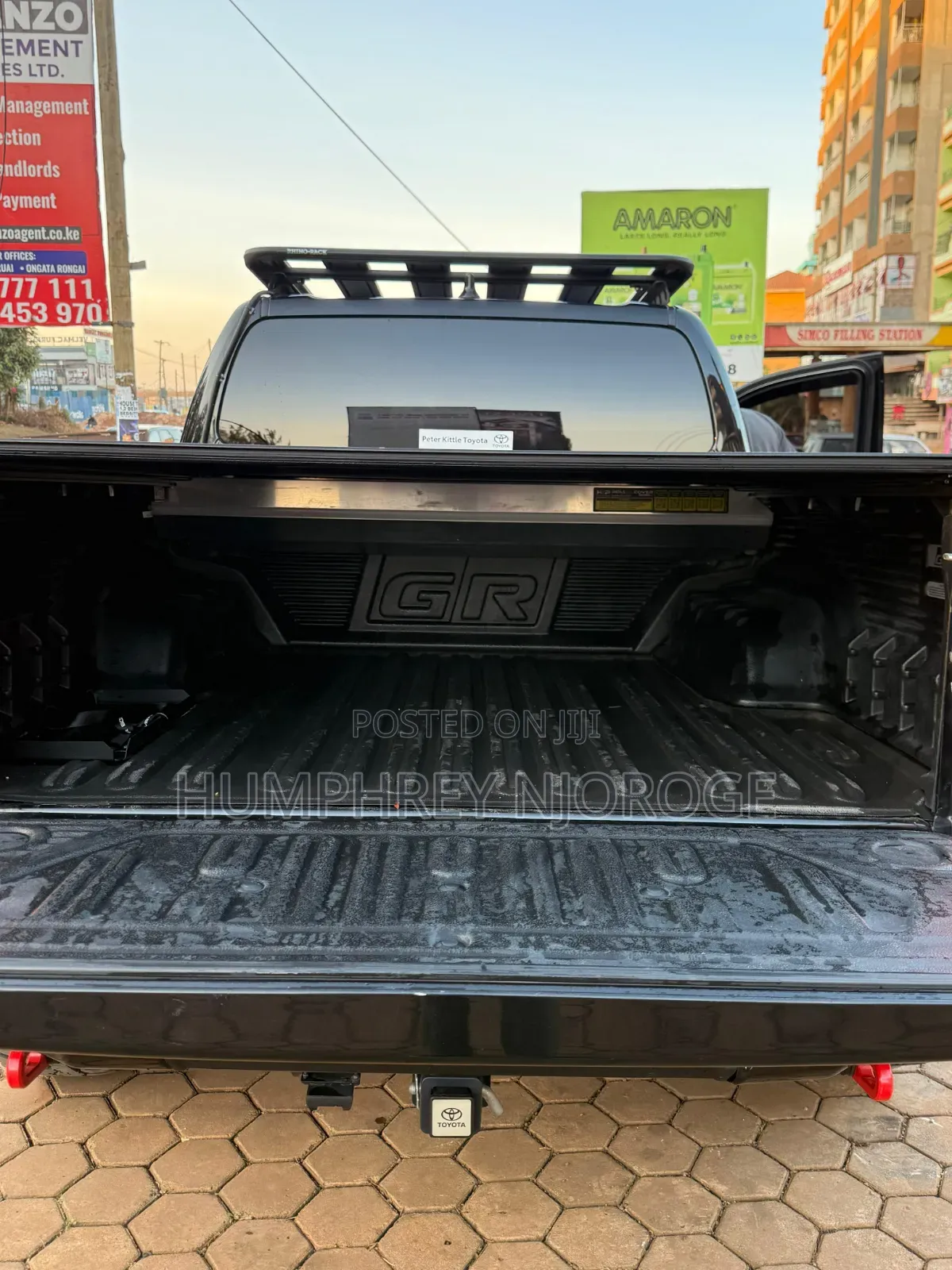 Toyota Hilux 2023 Black