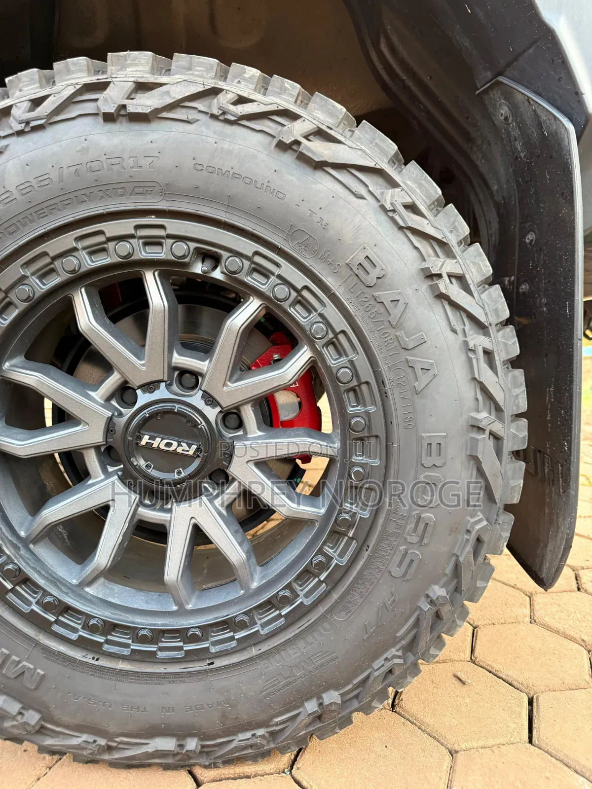 Toyota Hilux 2023 Black