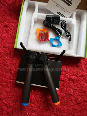 BNK Dh-744 Uhf Wireless Microphone