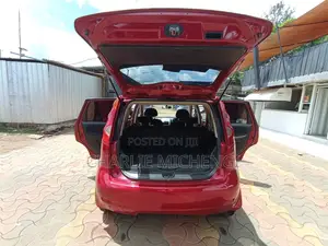 Nissan Note 1.6 Petrol 2011 Red