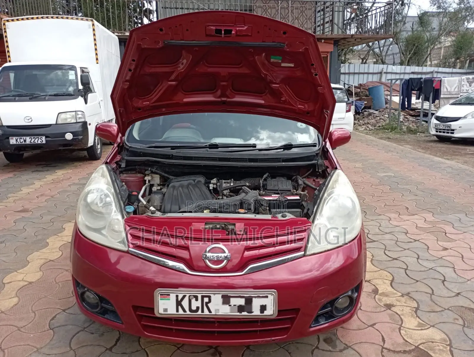 Nissan Note 1.6 Petrol 2011 Red