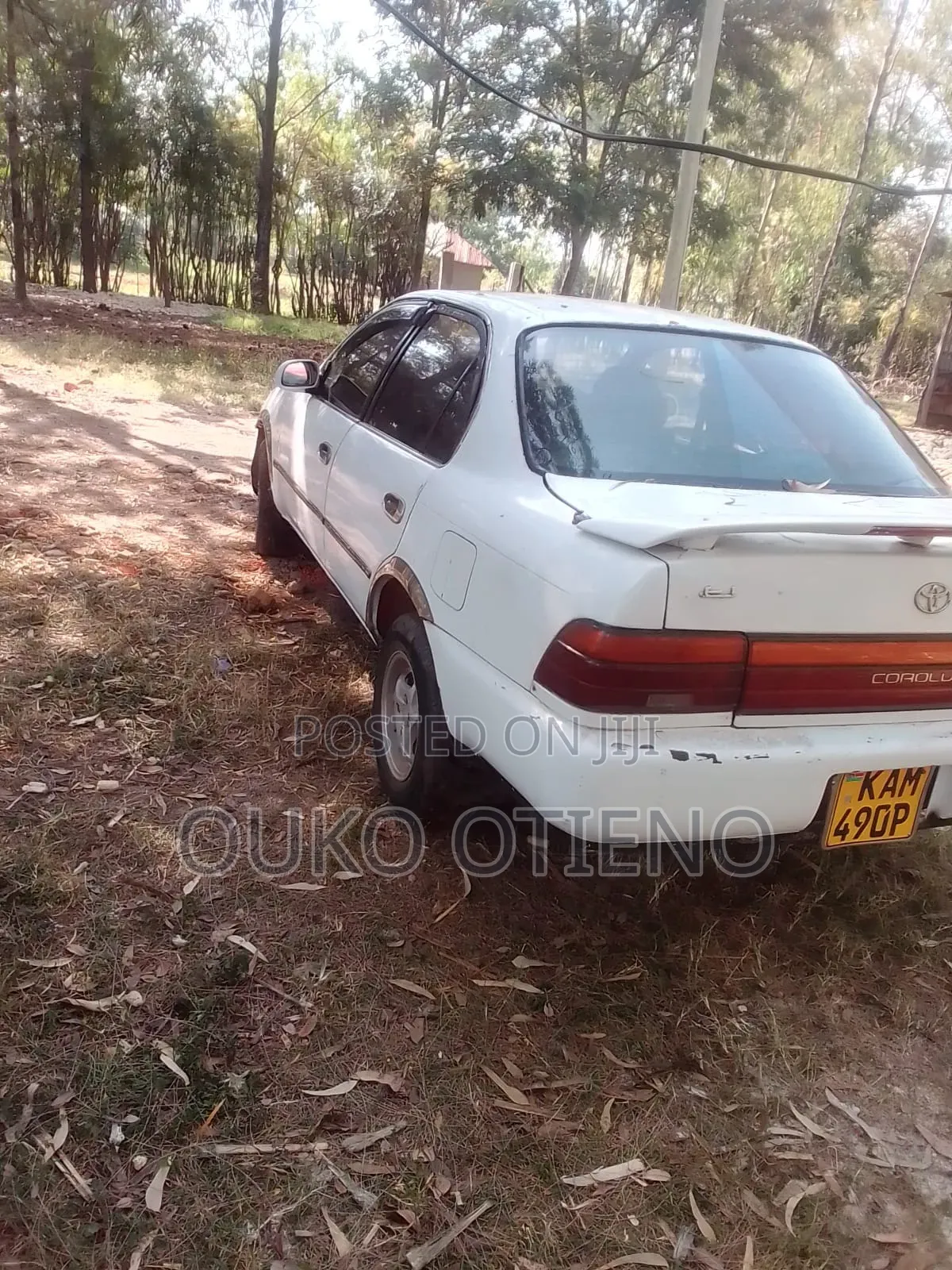 Toyota Corolla 1991 White