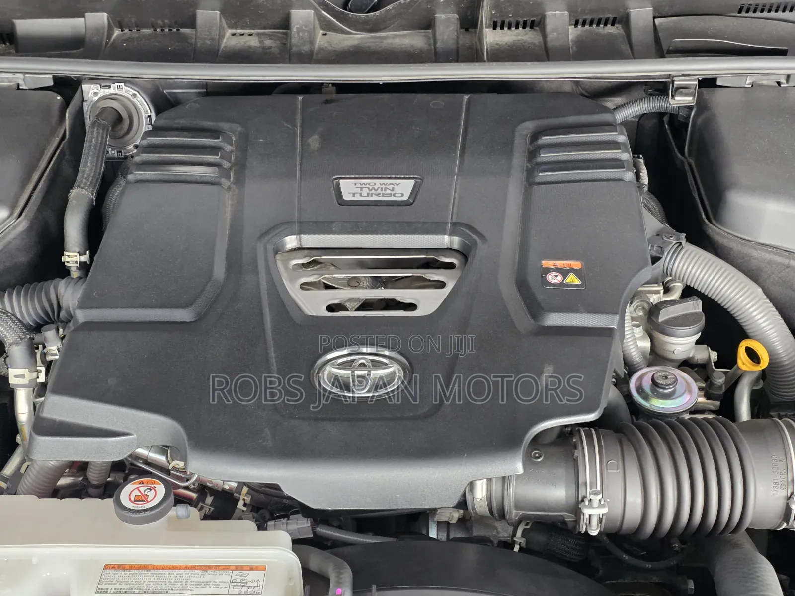 Toyota Land Cruiser 2023 Gold