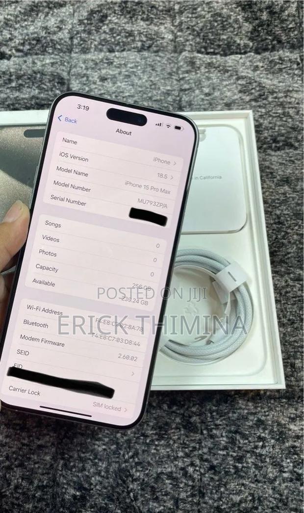 Apple iPhone 15 Pro Max 256 GB Silver - thumbnail 3