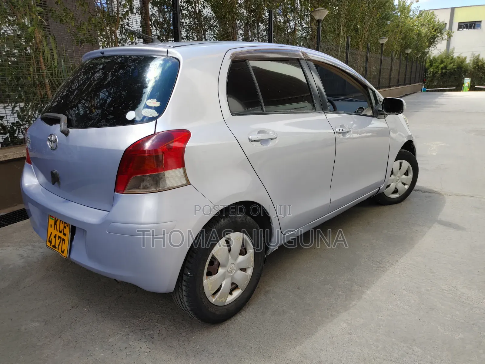 Toyota Vitz 2008 Orange
