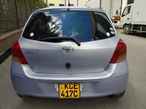 Toyota Vitz 2008 Orange