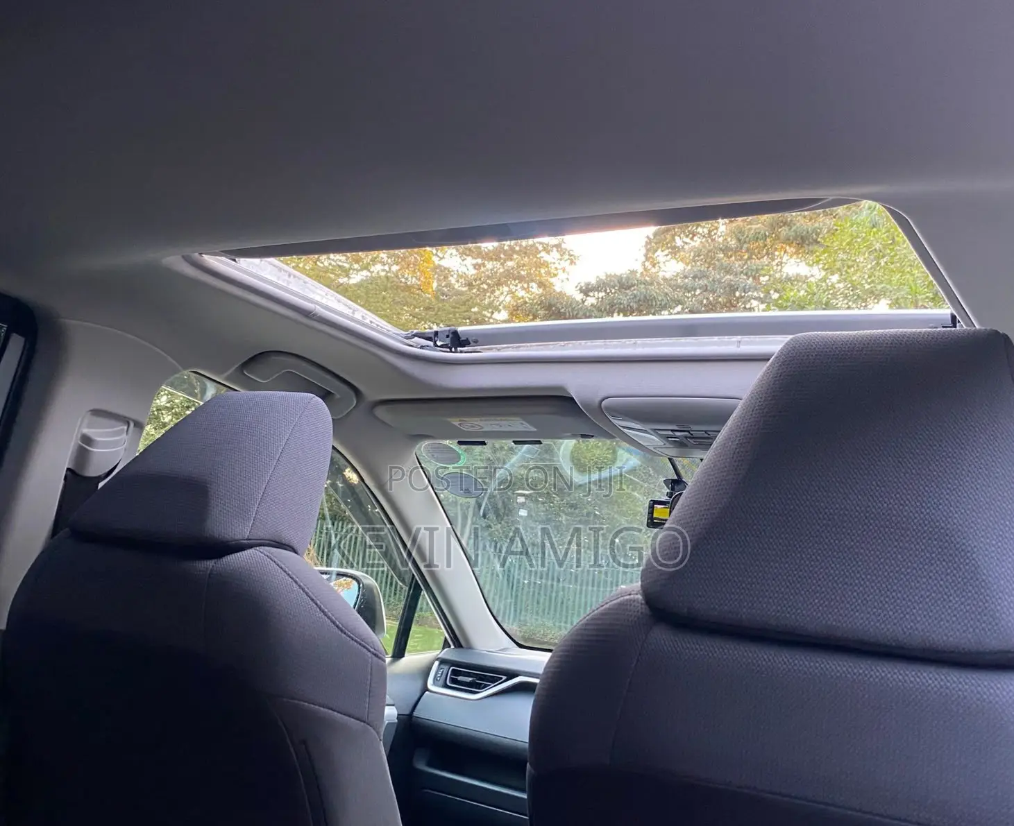 Toyota RAV4 2019 White