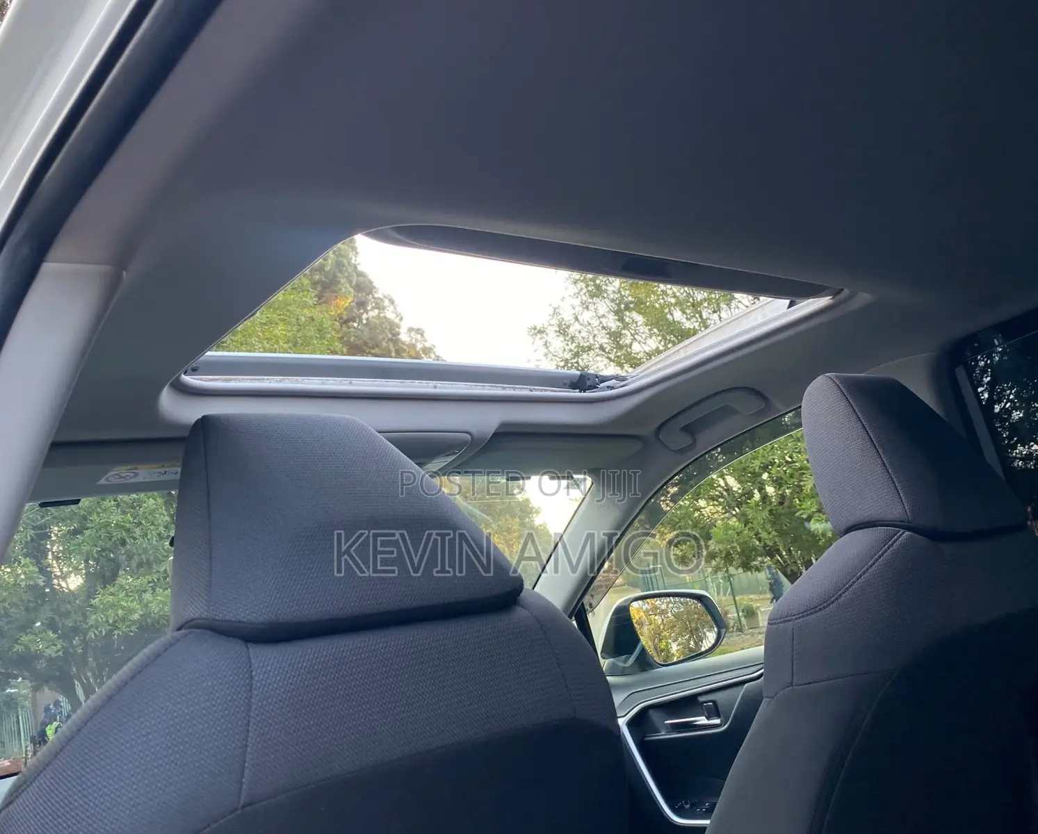 Toyota RAV4 2019 White