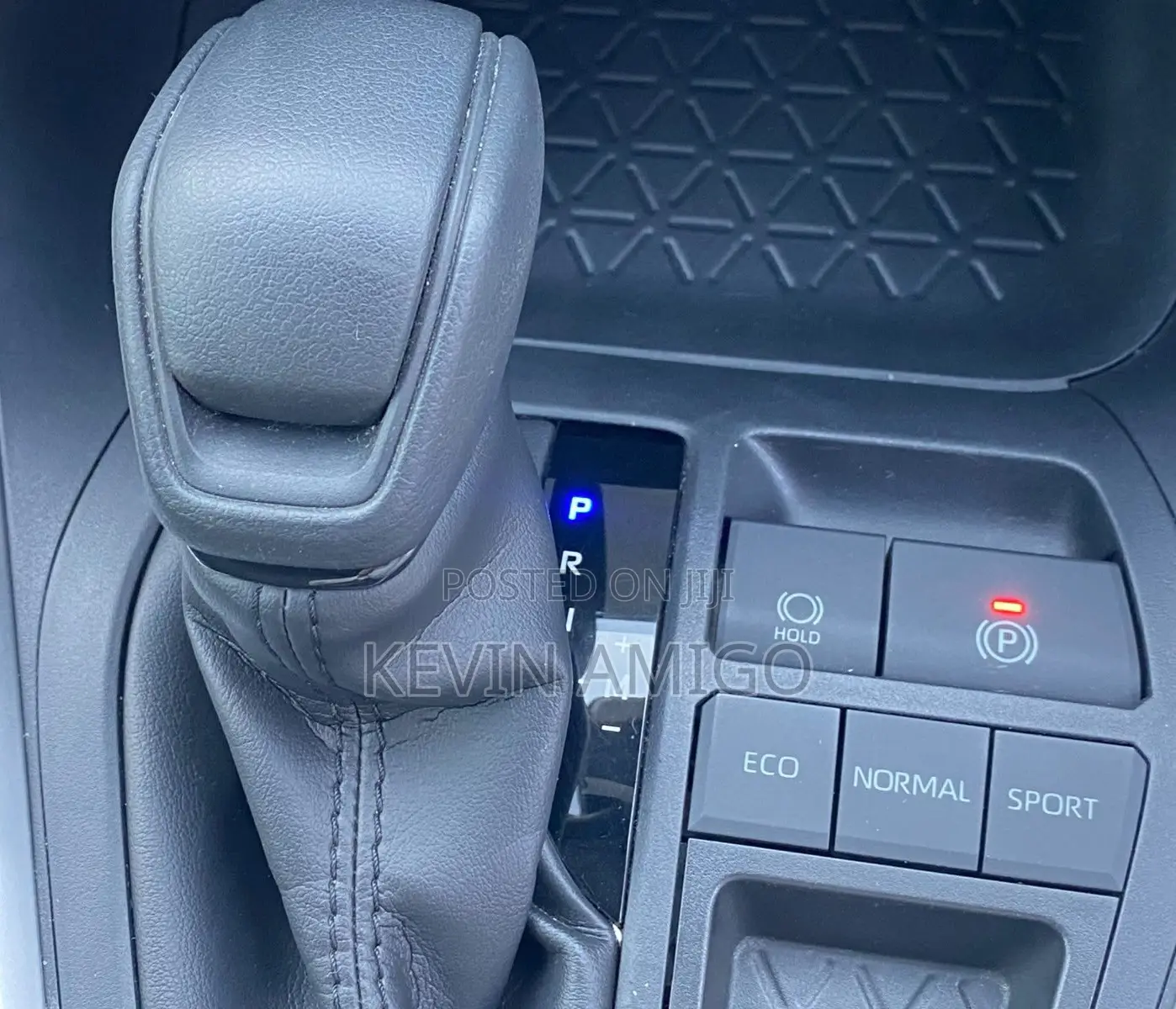 Toyota RAV4 2019 White