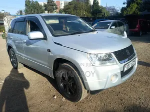 Suzuki Escudo 2007 Silver