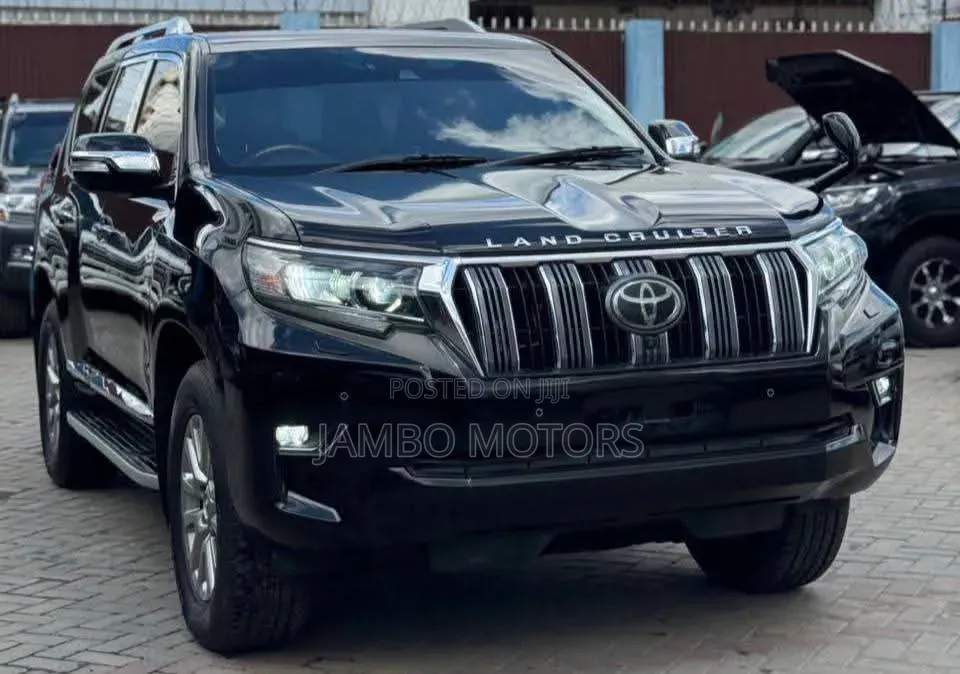 Toyota Land Cruiser Prado Kakadu 2021 Black