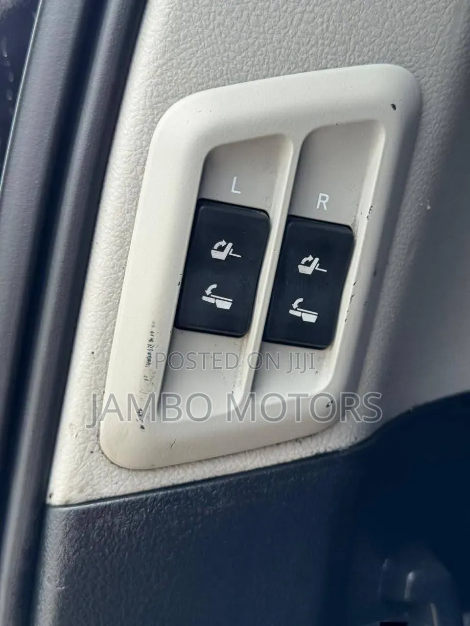 Toyota Land Cruiser Prado Kakadu 2021 Black