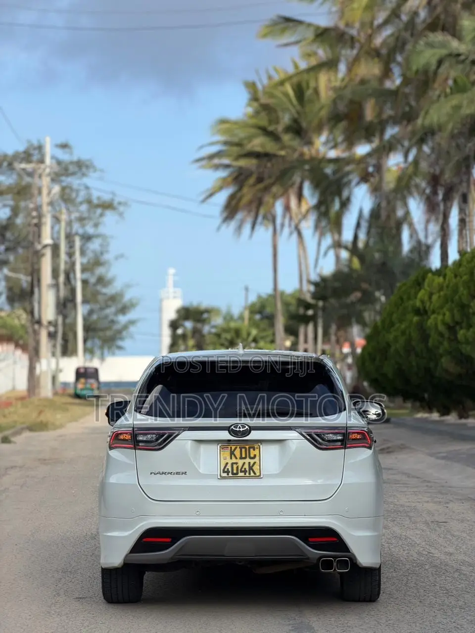 Toyota Harrier 2014 White