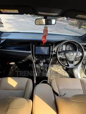 Toyota Harrier 2014 White