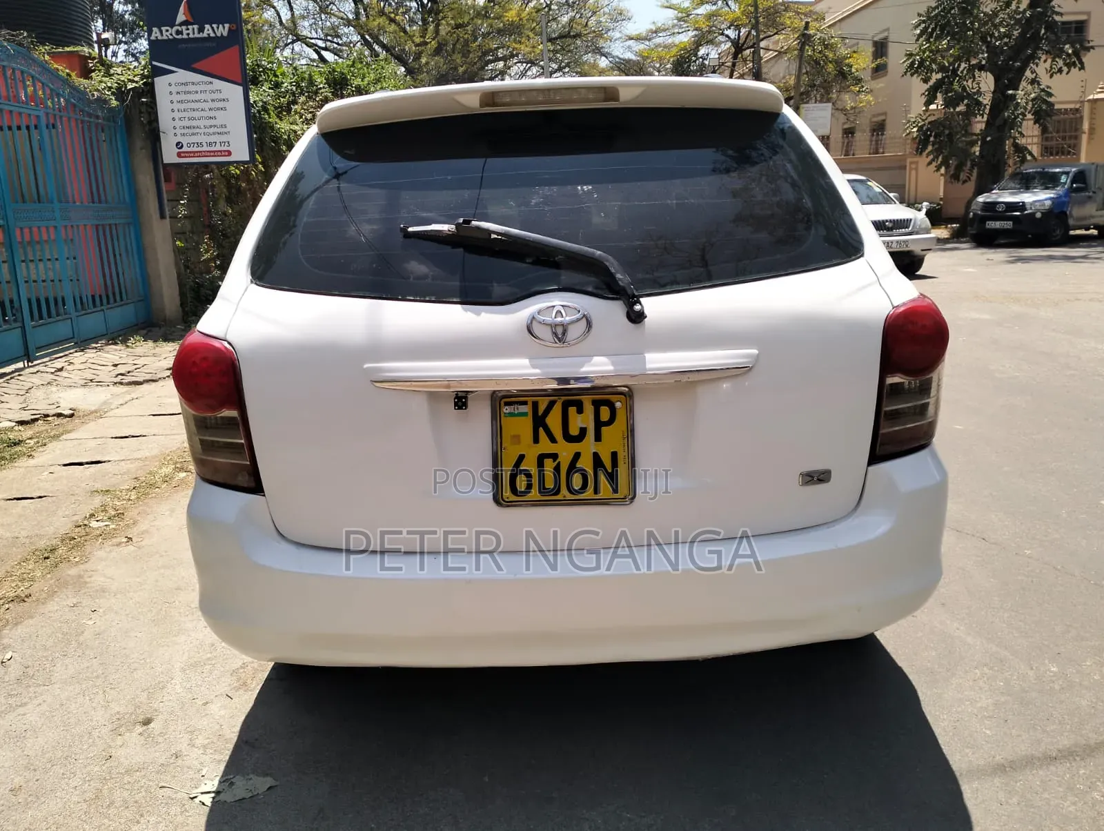 Toyota Corolla Fielder 2010 Off white