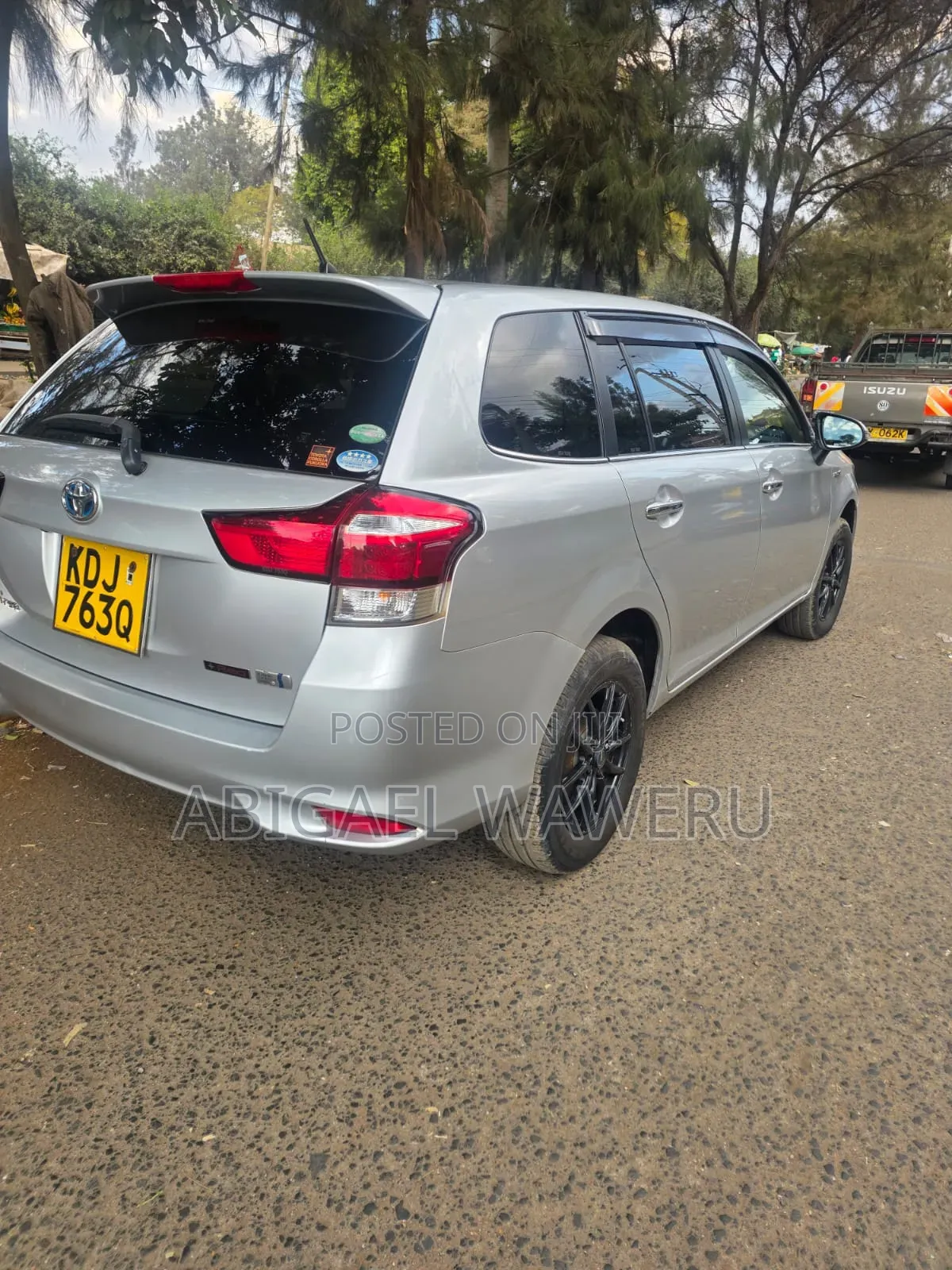 Toyota Corolla Fielder 2016 Silver
