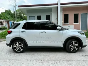 Toyota Raize 2020 White