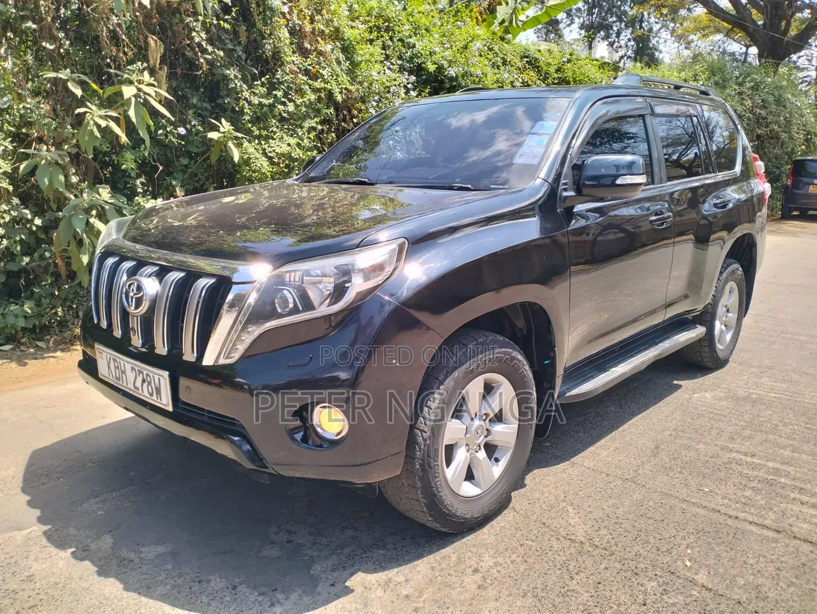 Toyota Land Cruiser Prado 2016 Black