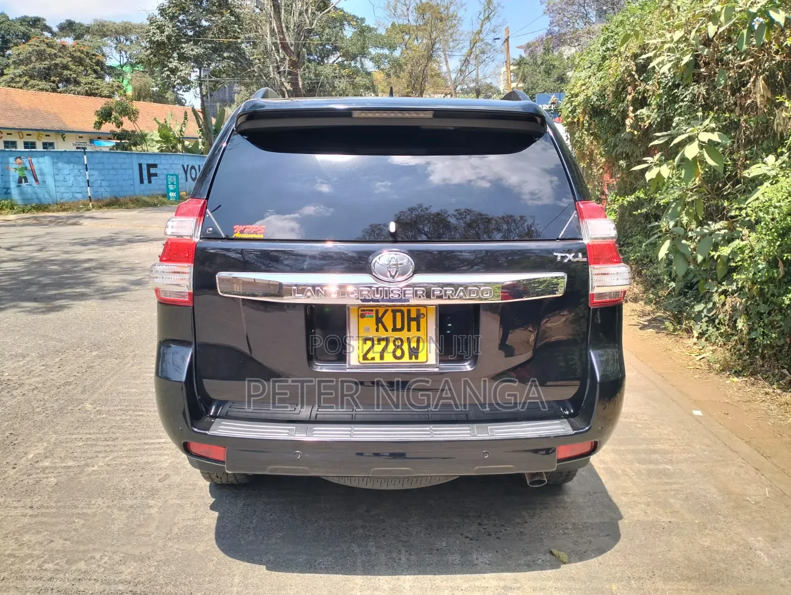 Toyota Land Cruiser Prado 2016 Black