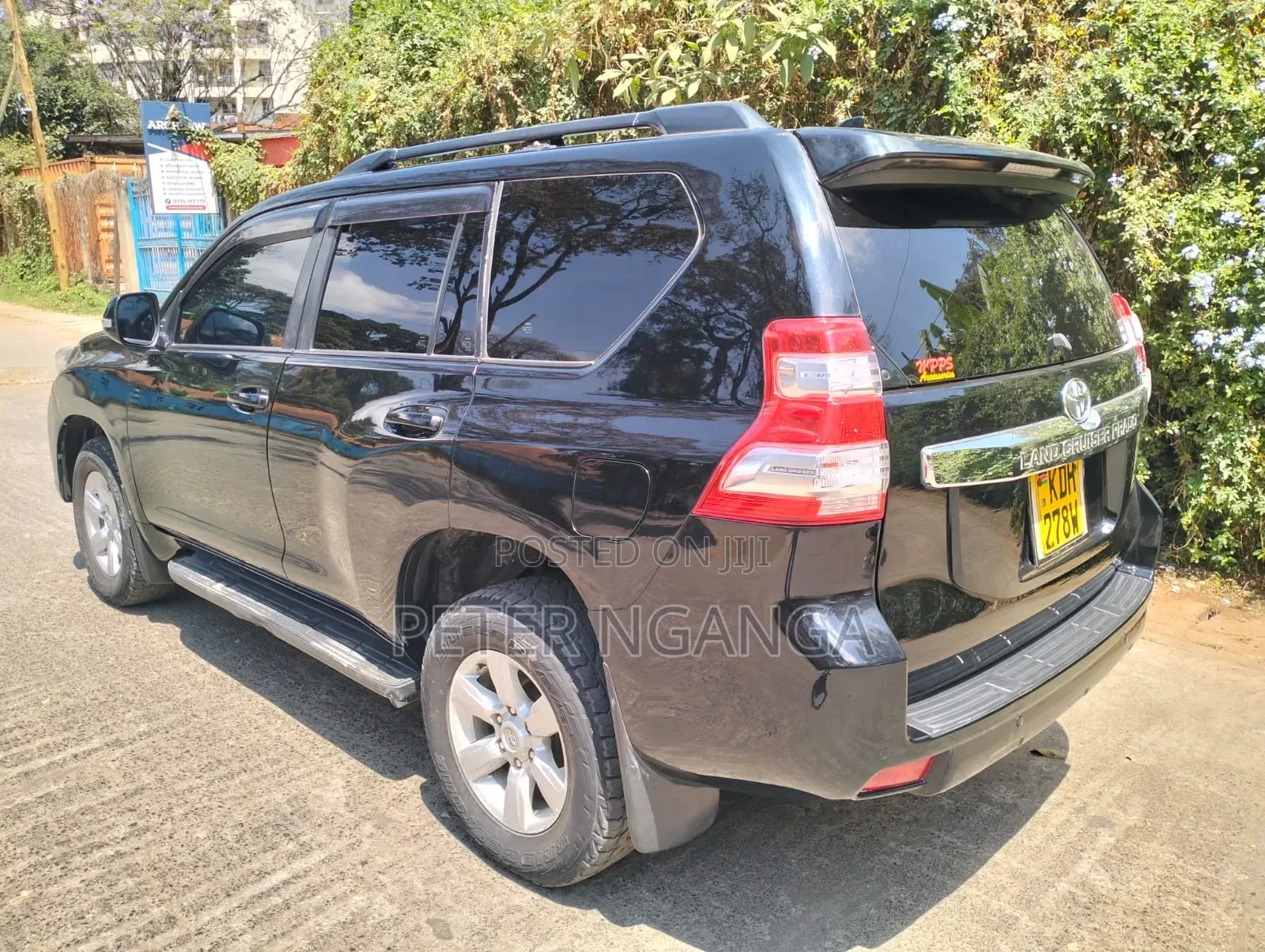 Toyota Land Cruiser Prado 2016 Black