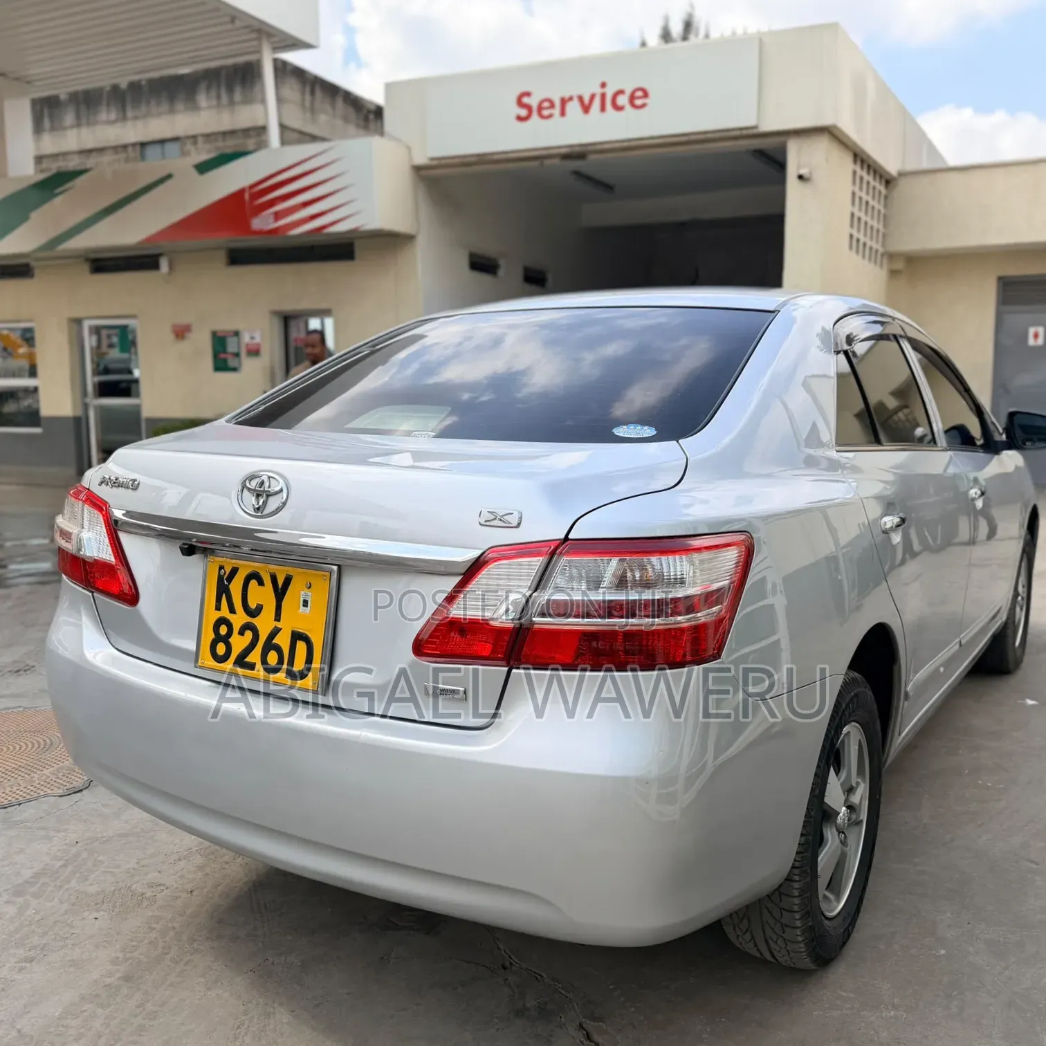 Toyota Premio 2014 Silver
