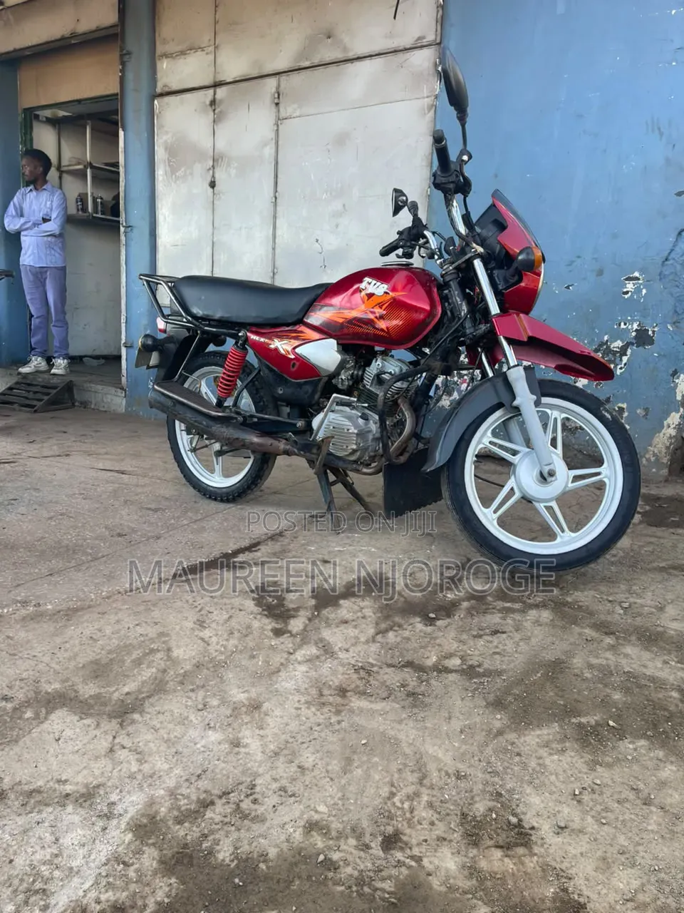 TVS HLX Plus ES 2022 Red