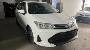 Toyota Corolla Fielder 2018 White