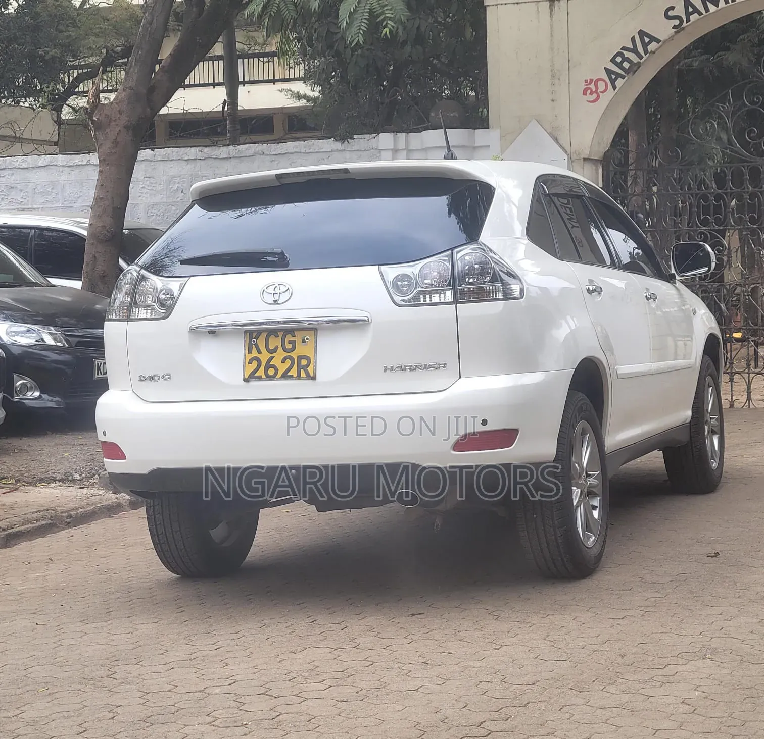 Toyota Harrier 2009 White