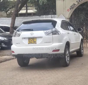 Toyota Harrier 2009 White
