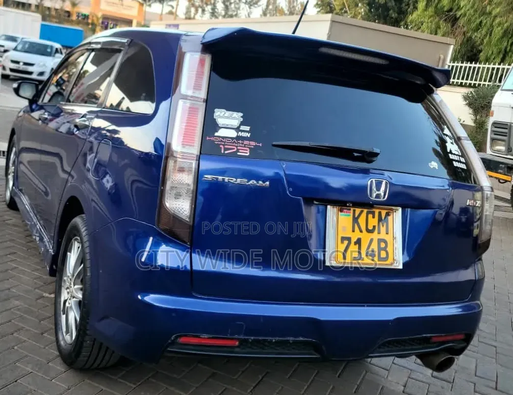 Honda Stream 2011 Blue
