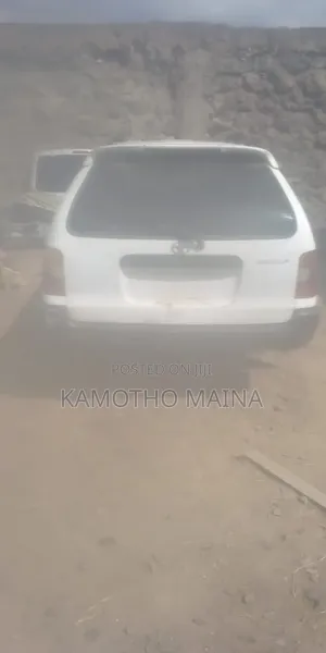 Toyota Corolla 1997 White