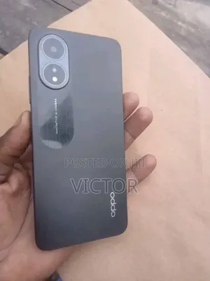 Oppo A18 128 GB Black